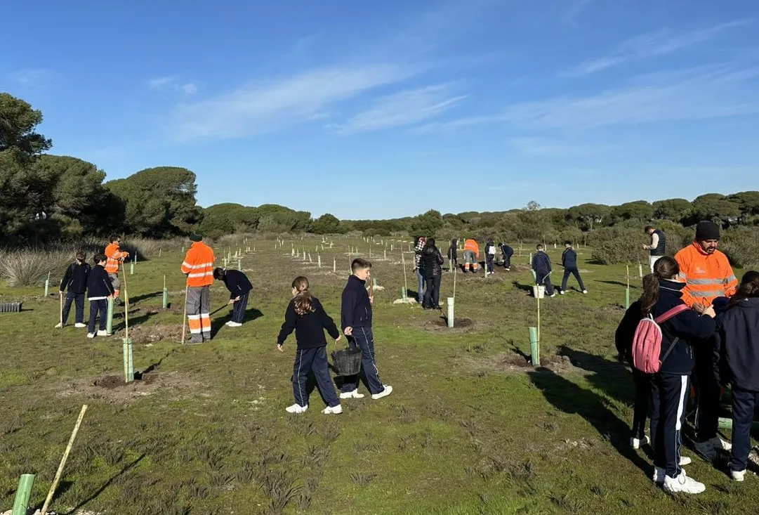 2025 FOTO PLANTACIÓN ÁRBOLES