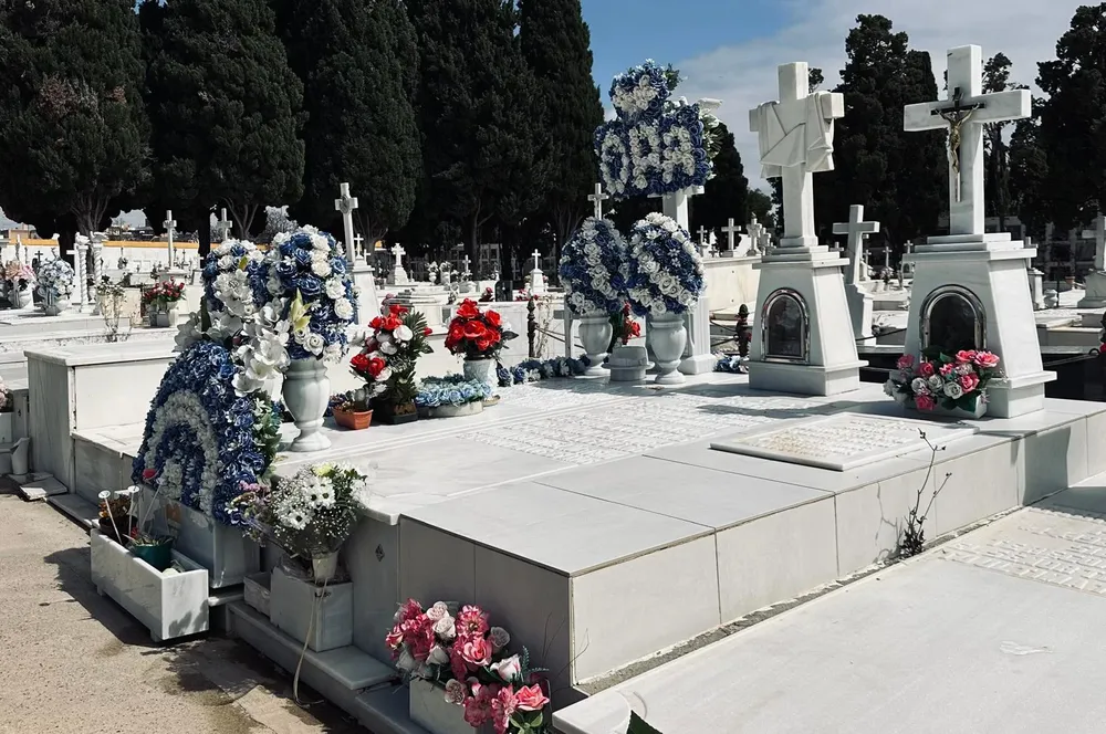2026.10.28 FOTO CEMENTERIO