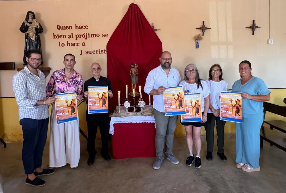 2025.07.21 FOTO PRESENTACIÓN CARTEL FIESTA SAN CRISTÓBAL