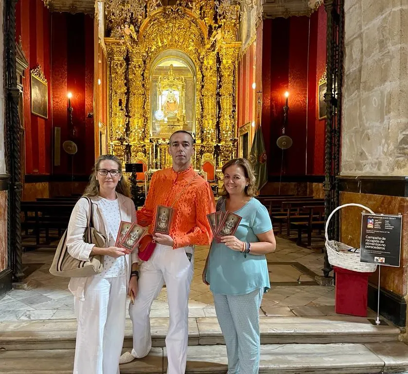 2023. 08. 30 FOTO DE CALLEJA CON LETICIA CABRERA Y VICTORIA VEGA
