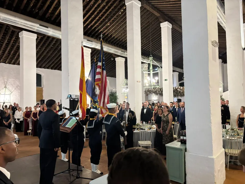 Navy Ball Bodega Alameda