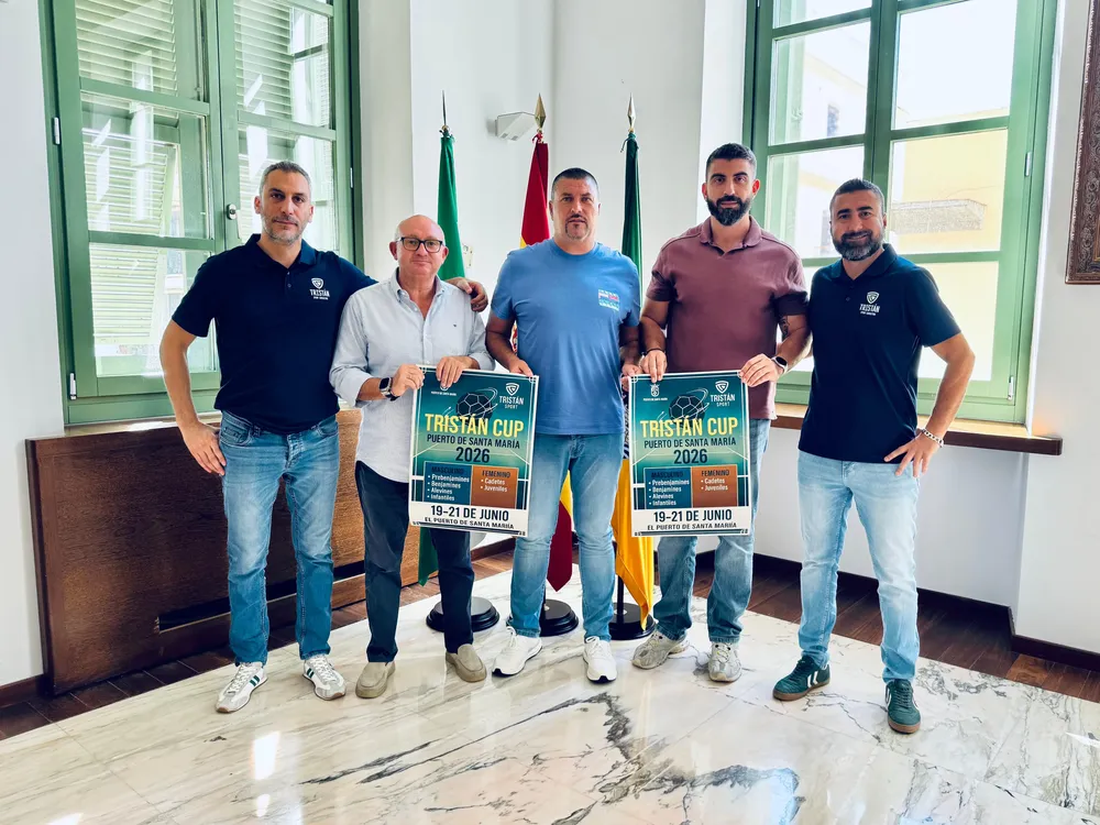 2025.10.17 FOTO PRESENTACIÓN TRISTAN CUP