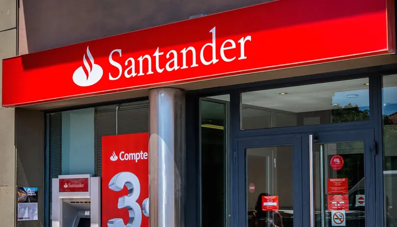 banco-santander-anuncia-plan-de-inversion-en-chile-por-us800-millones-a-2026