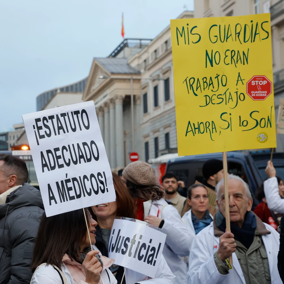 archivo-manifestacion-medicos_104