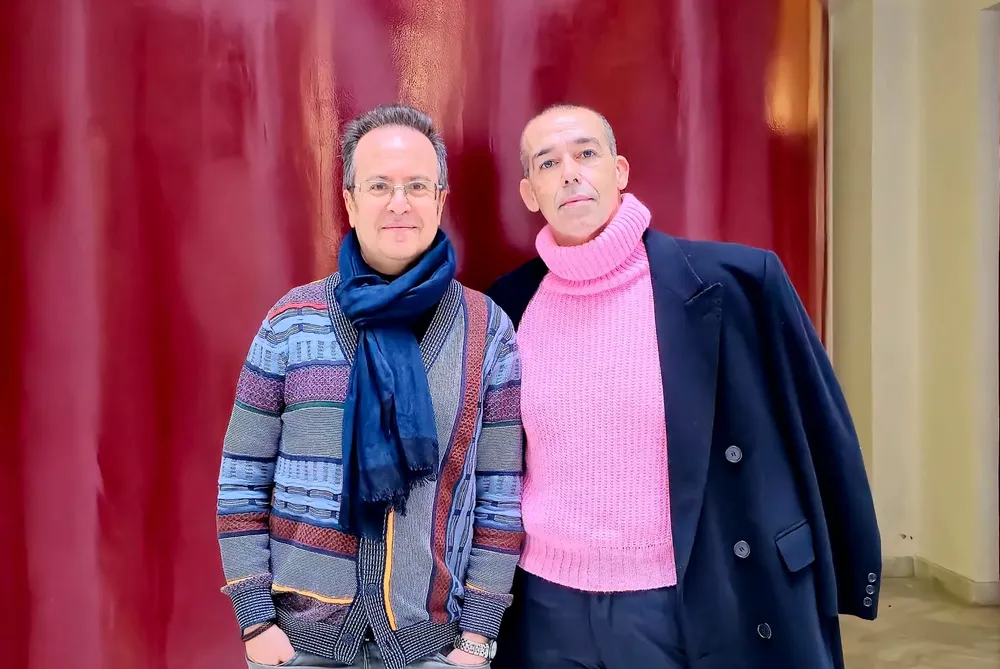 2025.01.13 FOTO DE CALLEJA JUNTO A LAKSTA