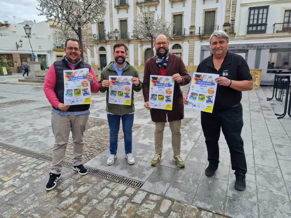 2026.01.16 FOTO PRESENTACIÓN CARTEL FIESTA INFANTIL EN PLAZA DE ESPAÑA