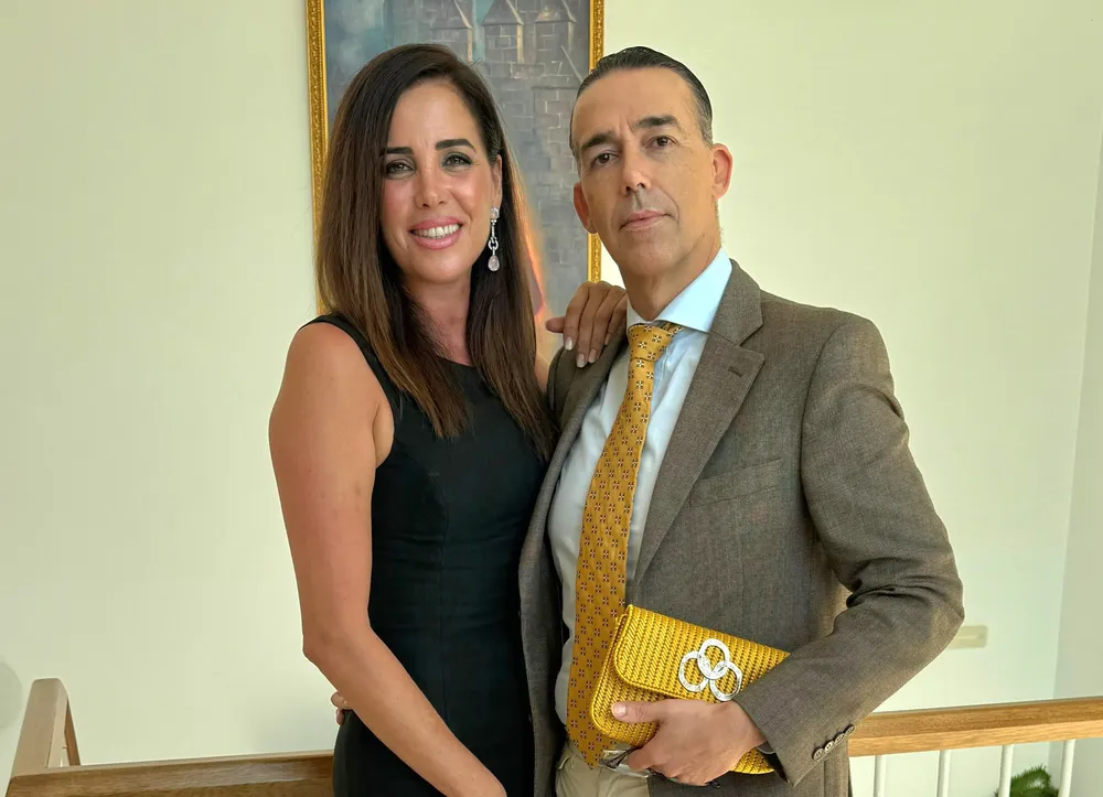2025.10.24 FOTO DE CALLEJA CON RUTH AMAYA