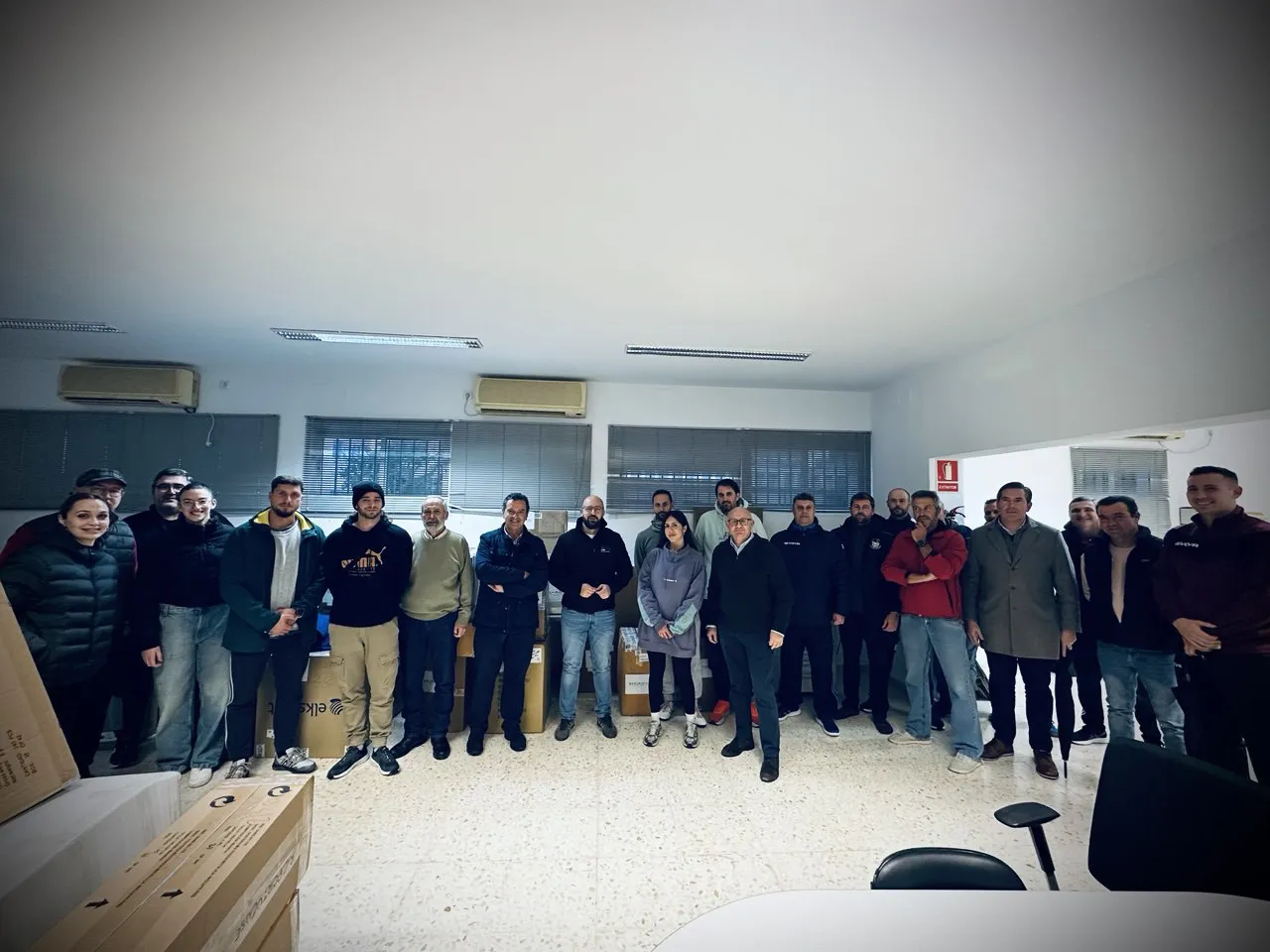 entrega material deportivo