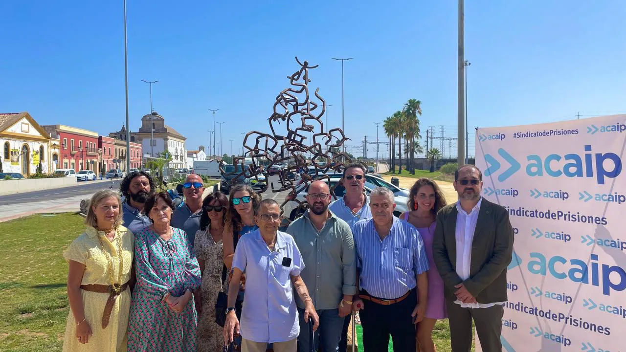 FOTO DE ARCHIVO FUNCIONARIOS DE PRISIONES -monumento víctimas del terrorismo