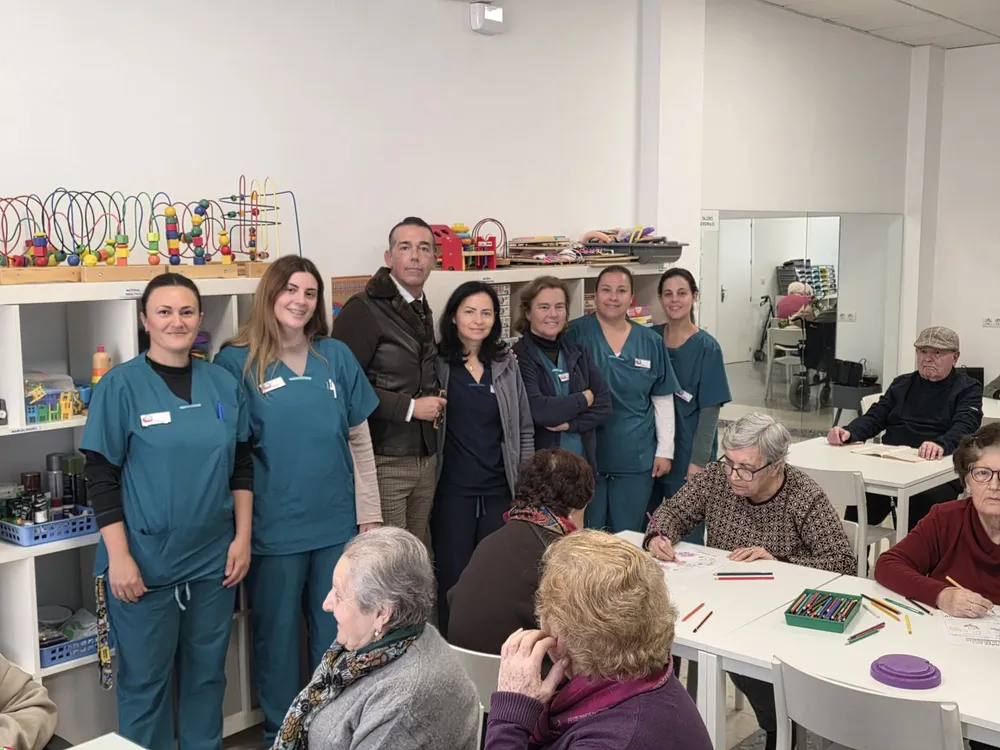 2026.03.05 FOTO VISITA DE CALLEJA AL CENTRO DE MAYORES SAN JUAN