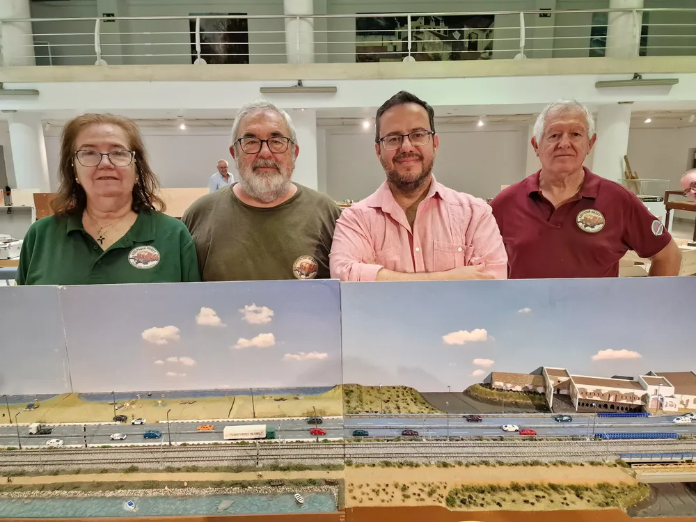 2025.06.19 FOTO INAUGURACIÓN EXPOSICIÓN TRENES