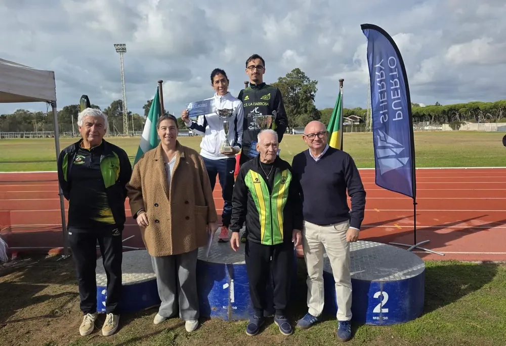 2025.11.30 FOTO ENTREGA PREMIOS CARRERA PUERTO MENESTEO