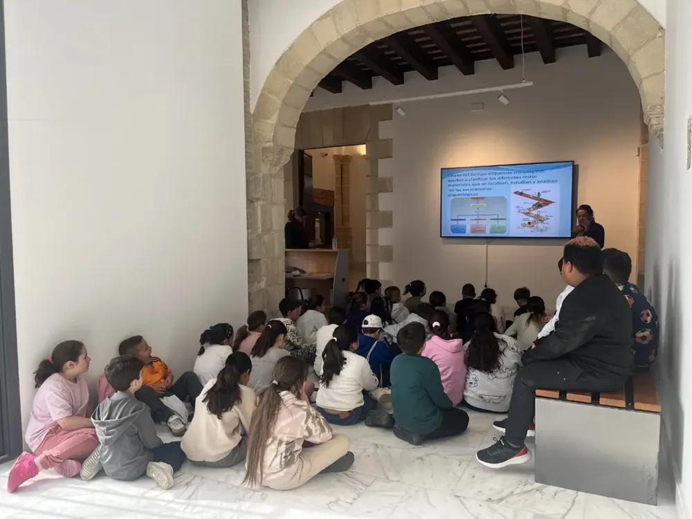 2025 FOTO 2 VISITAS AL HOSPITALITO