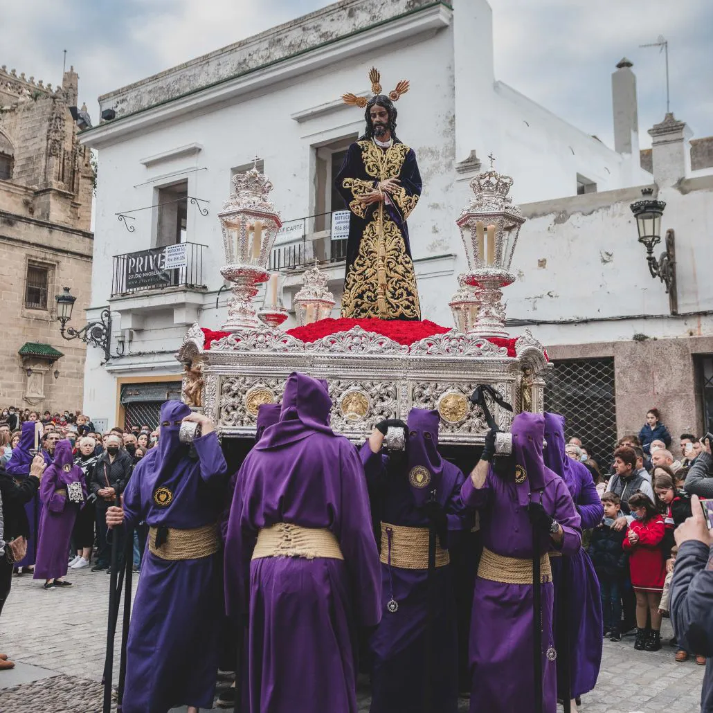 2-HERMANDAD DE NUESTRO PADRE JESÚS CAUTIVO Y MARÍA SANTISÍMA DEL DOLOR Y SACRIFICIO