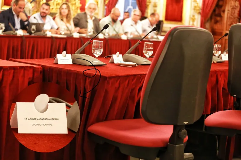 2024. 07. 17 FOTO SILLÓN VACÍO DE ÁNGEL GONZÁLEZ