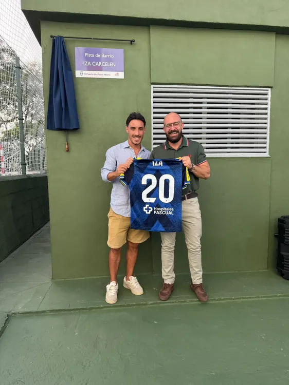Pista Deportiva Iza Carcelén 1