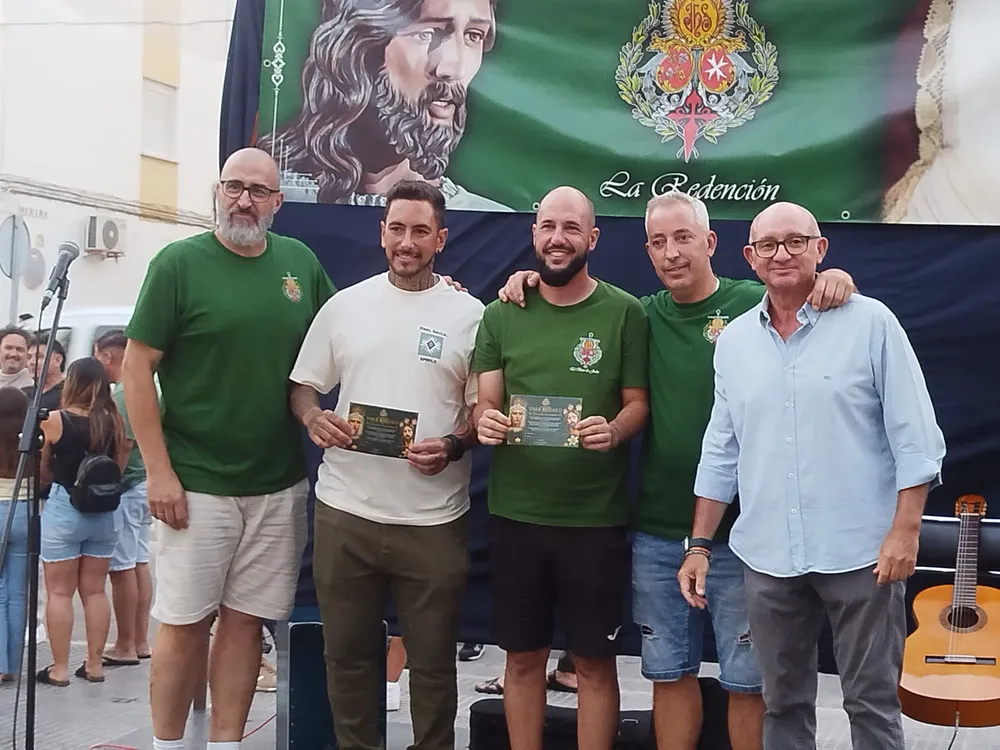 2026.07.25 FOTO 1 ENTREGA TROFEOS REDENCIÓN SOLIDARIA