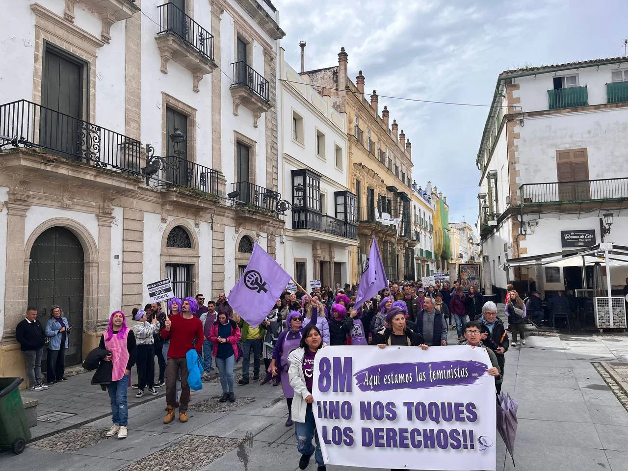 488919593_1084606763700972_2013936656614789596_n