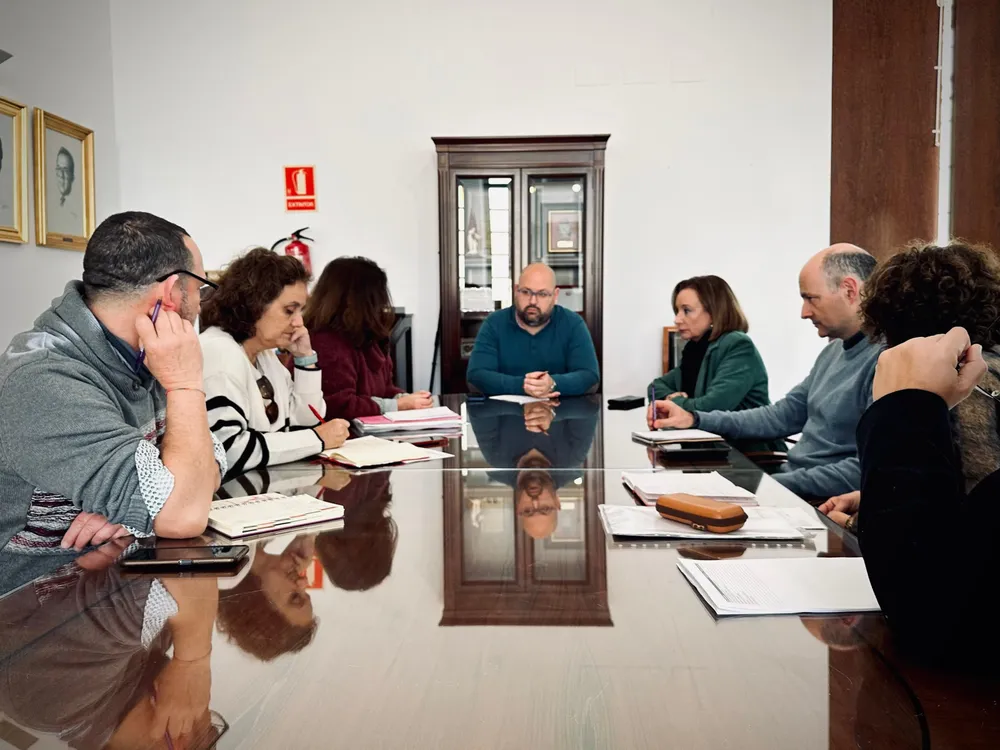 2025.03.24 FOTO REUNIÓN DE BELLO CON CCOO
