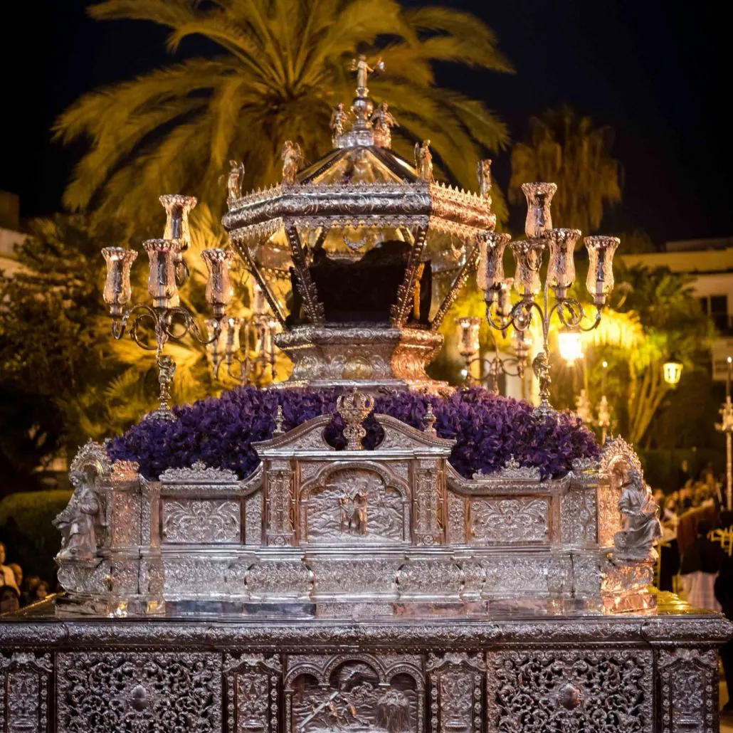 2-REAL, ILUSTRE Y MUY ANTIGUA HERMANDAD Y COFRADÍA DE NAZARENOS DE NUESTRA MADRE Y SEÑORA DE LA SOLEDAD, SANTO ENTIERRO DE NUESTRO SEÑOR JESUCRISTO Y SAN FRANCISCO DE PAULA