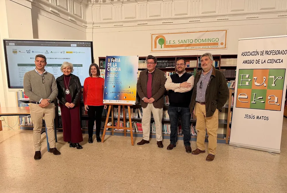 2026.03.18 FOTO PRESENTACIÓN FERIA CIENCIA JESÚS MATOS (1)