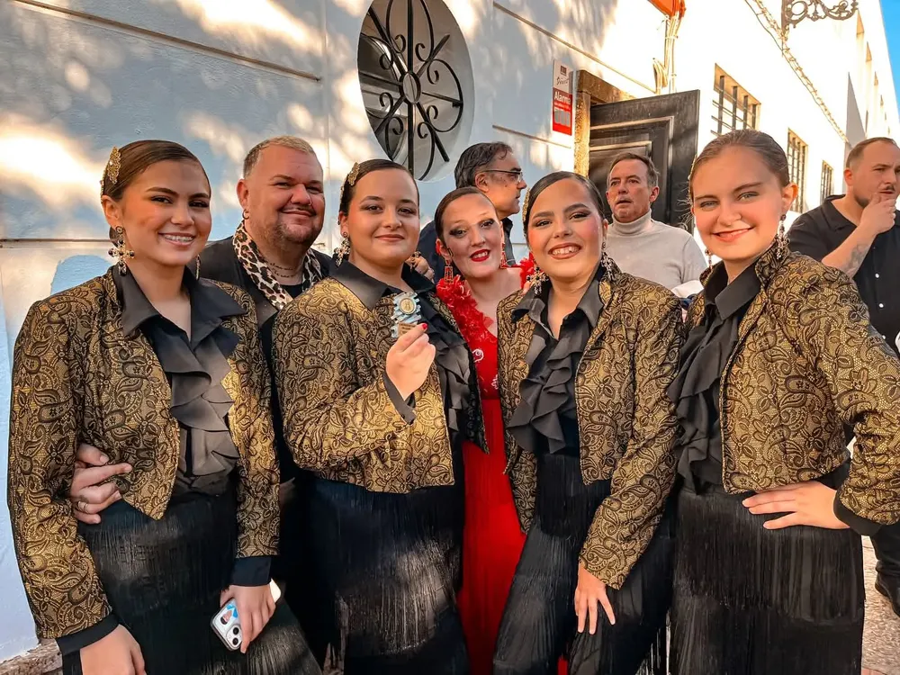 2025.11.25 FOTO 1 ACADEMIA JOSÉ LEIVA - PREMIO (1)