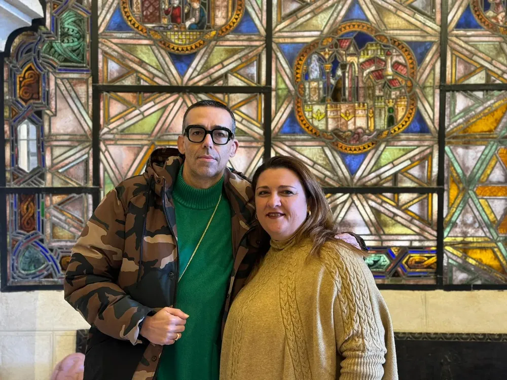 2023. 12. 03 FOTO DE CALLEJA CON MILAGROS MEL QUE SERÁ REINA DE OCCIDENTE