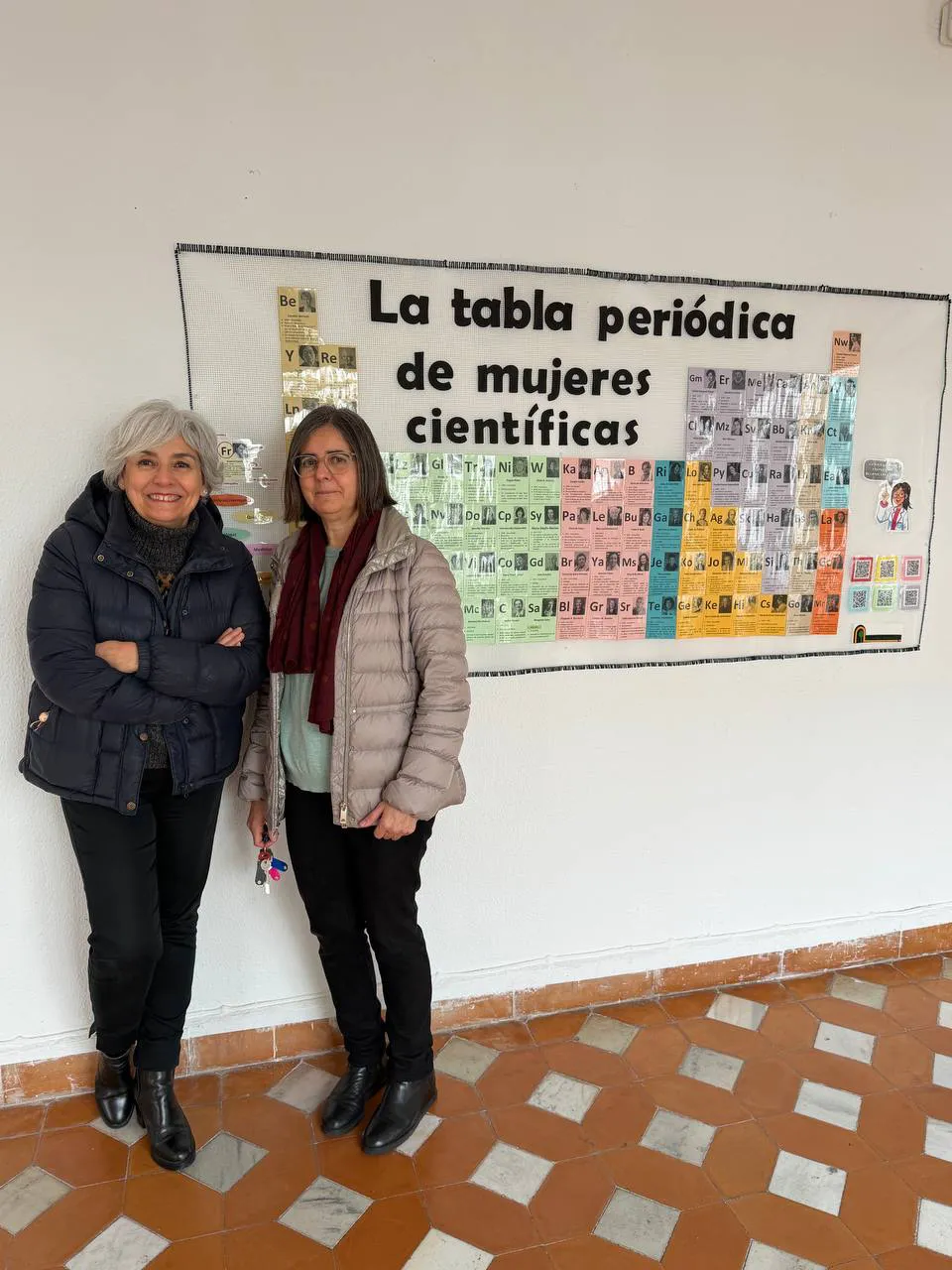 2026.02.09 FOTO 2 DIRECTORA IES SANTO DOMINGO Y PROFESORA DE BIOLOGÍA