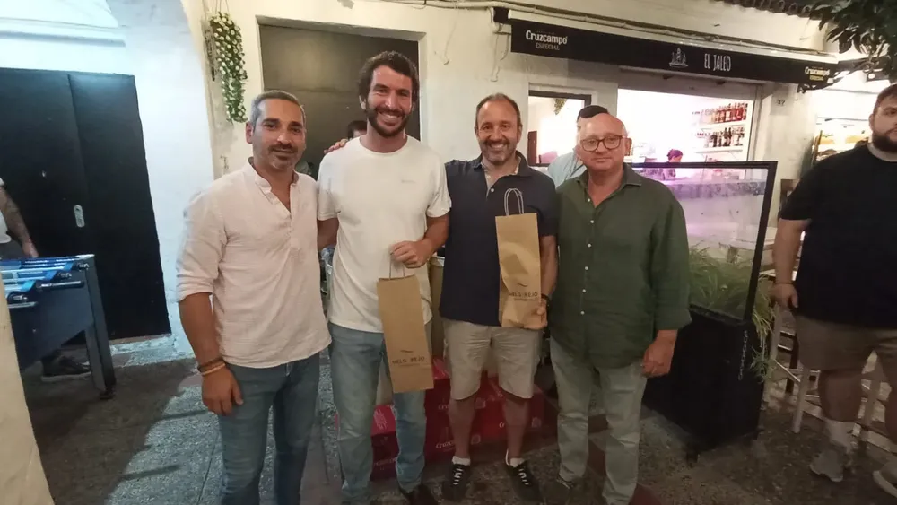 El V Torneo de Pádel Edición Nocturna FreeWill Vistahermosa consolida su éxito en el verano deportivo portuense