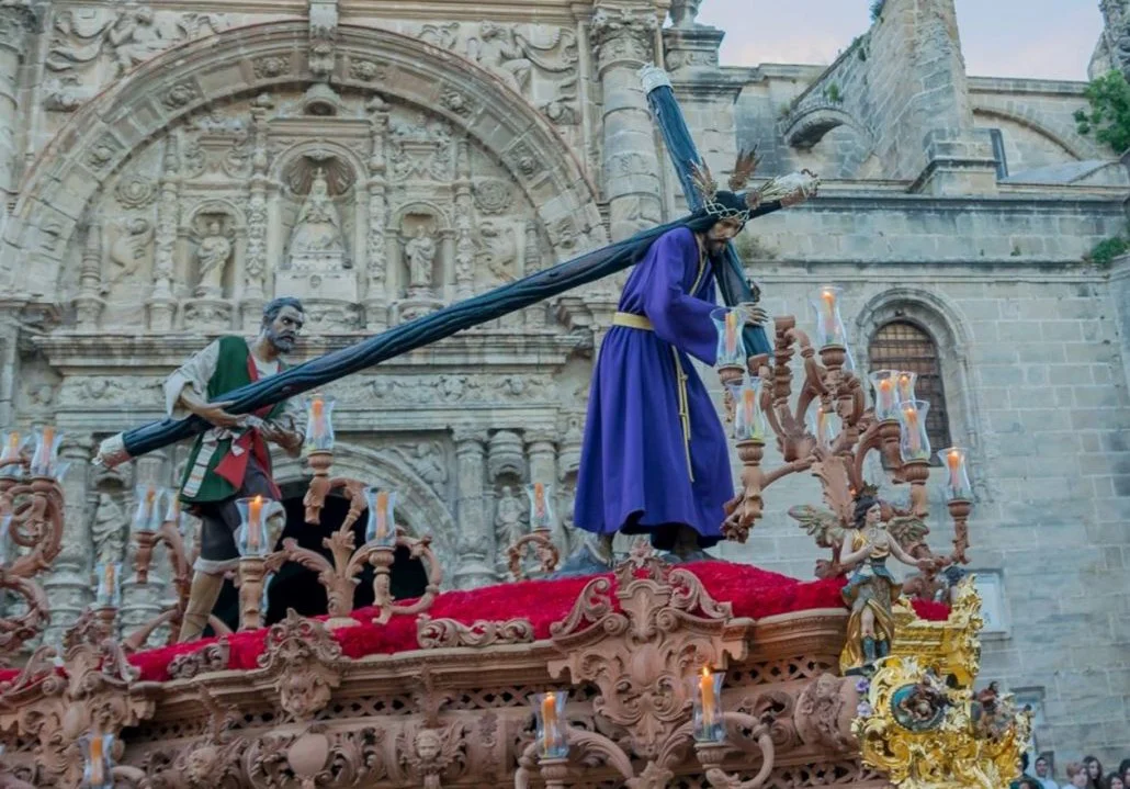 REAL, SACRAMENTAL Y FRANCISCANA HERMANDAD Y COFRADÍA DE NAZARENOS DE NTRO. PADRE JESÚS DE LOS AFLIGIDOS, MARÍA SANTÍSIMA DEL ROSARIO EN SUS MISTERIOS DOLOROSOS Y SAN FRANCISCO DE ASÍS