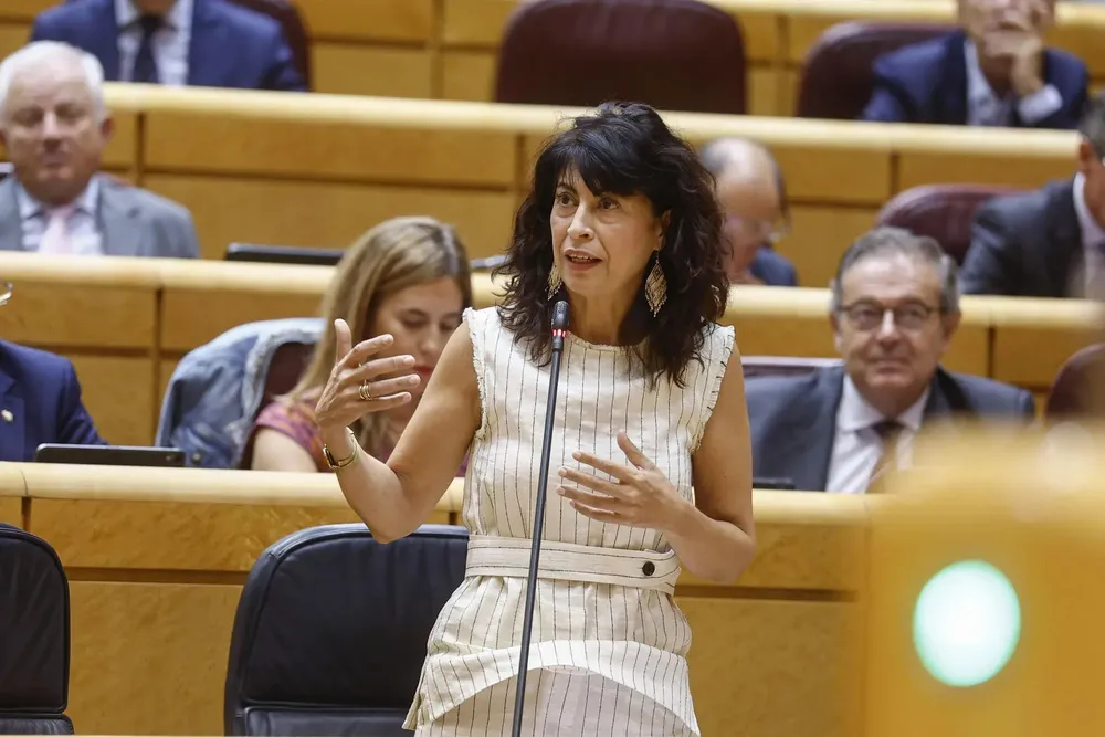 El-Senado-pide-que-Redondo-salga-del-Gobierno-por-el-escandalo-de-las-pulseras